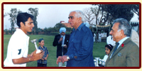 H.E. FINANCE MINISTER MR. JASWANT SINGH & MR. OBEROI 